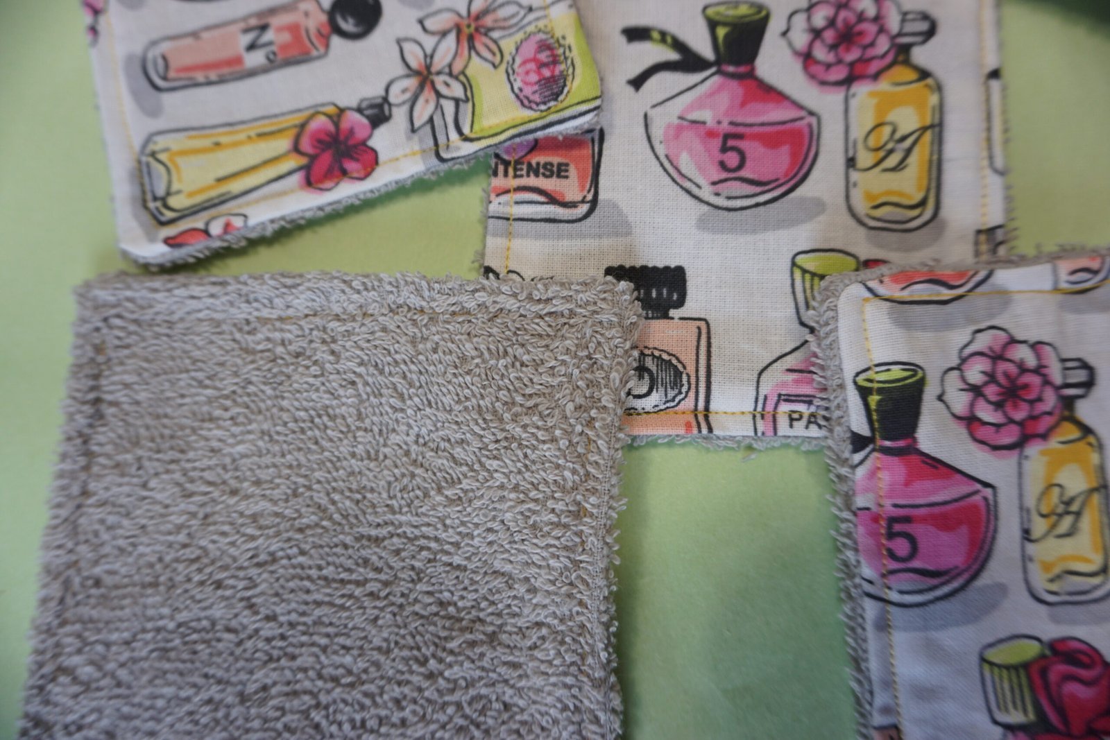 lingettes démaquillantes PARFUM – Image 3