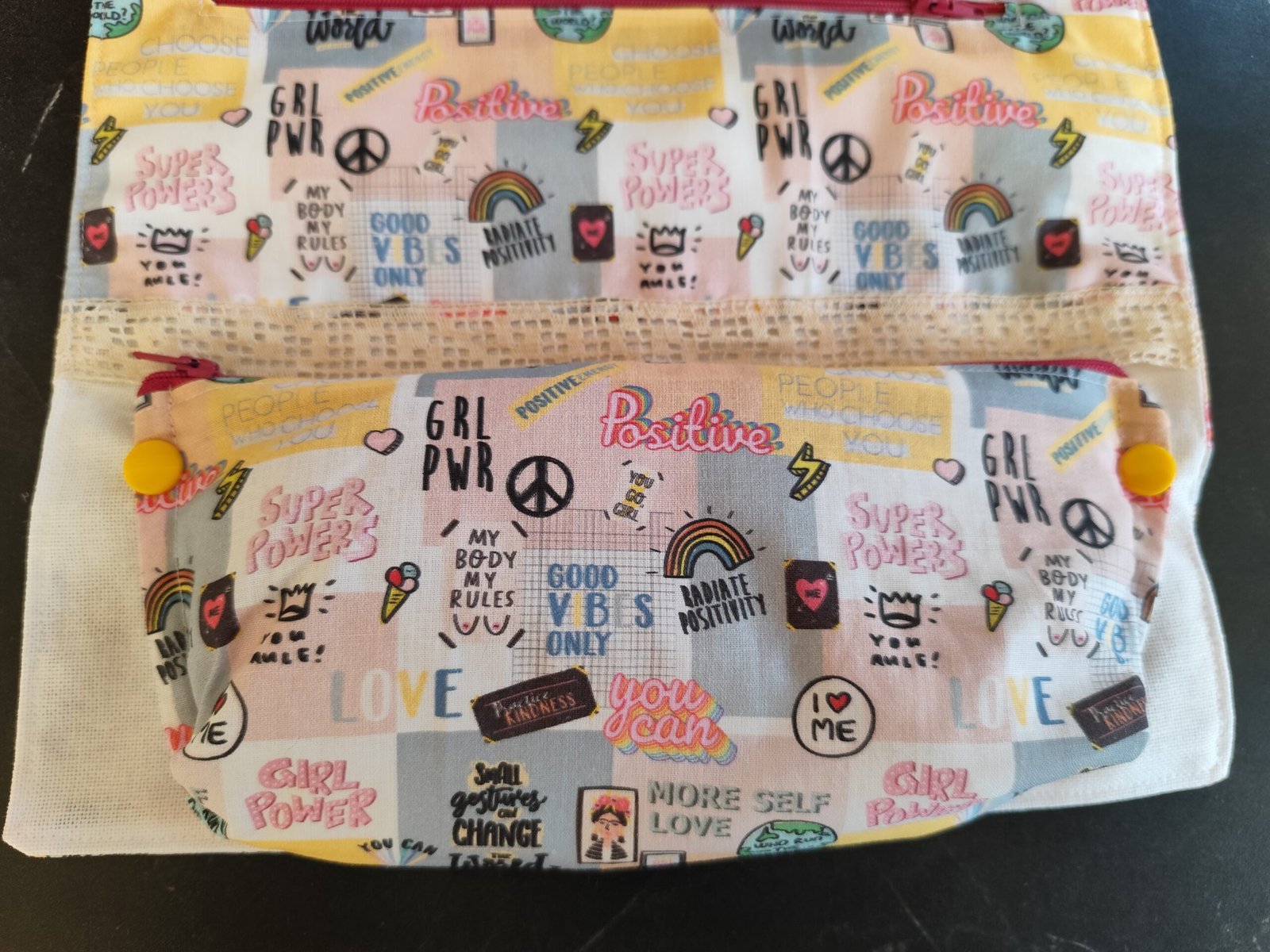 TROUSSE DE TOILETTE girl power dentelle – Image 6