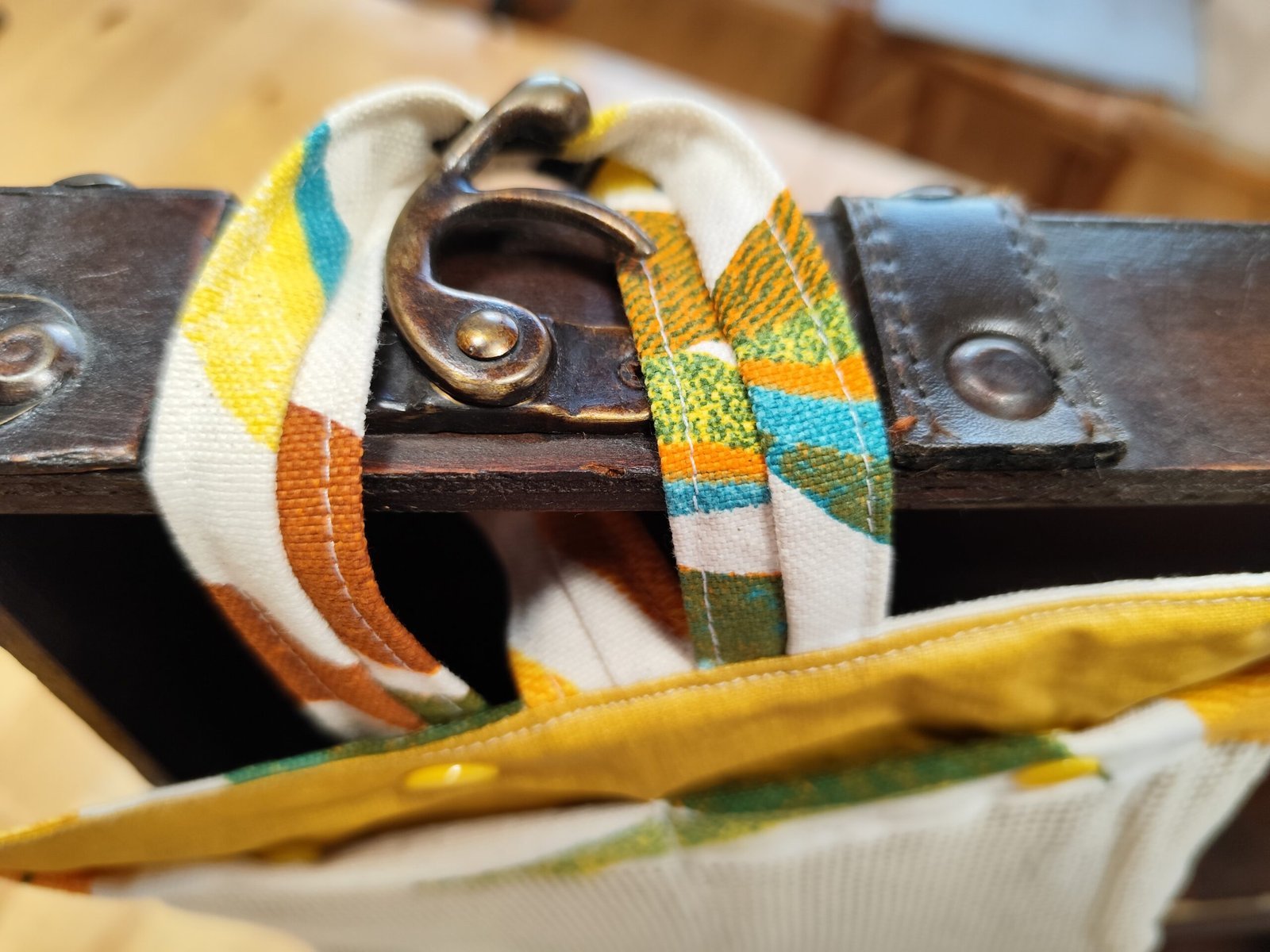 TROUSSE DE TOILETTE TOUCAN INTERIEUR OCRE – Image 6