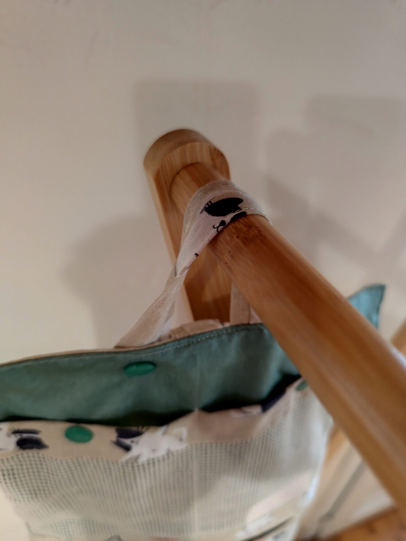 TROUSSE DE TOILETTE yoga chat – Image 4