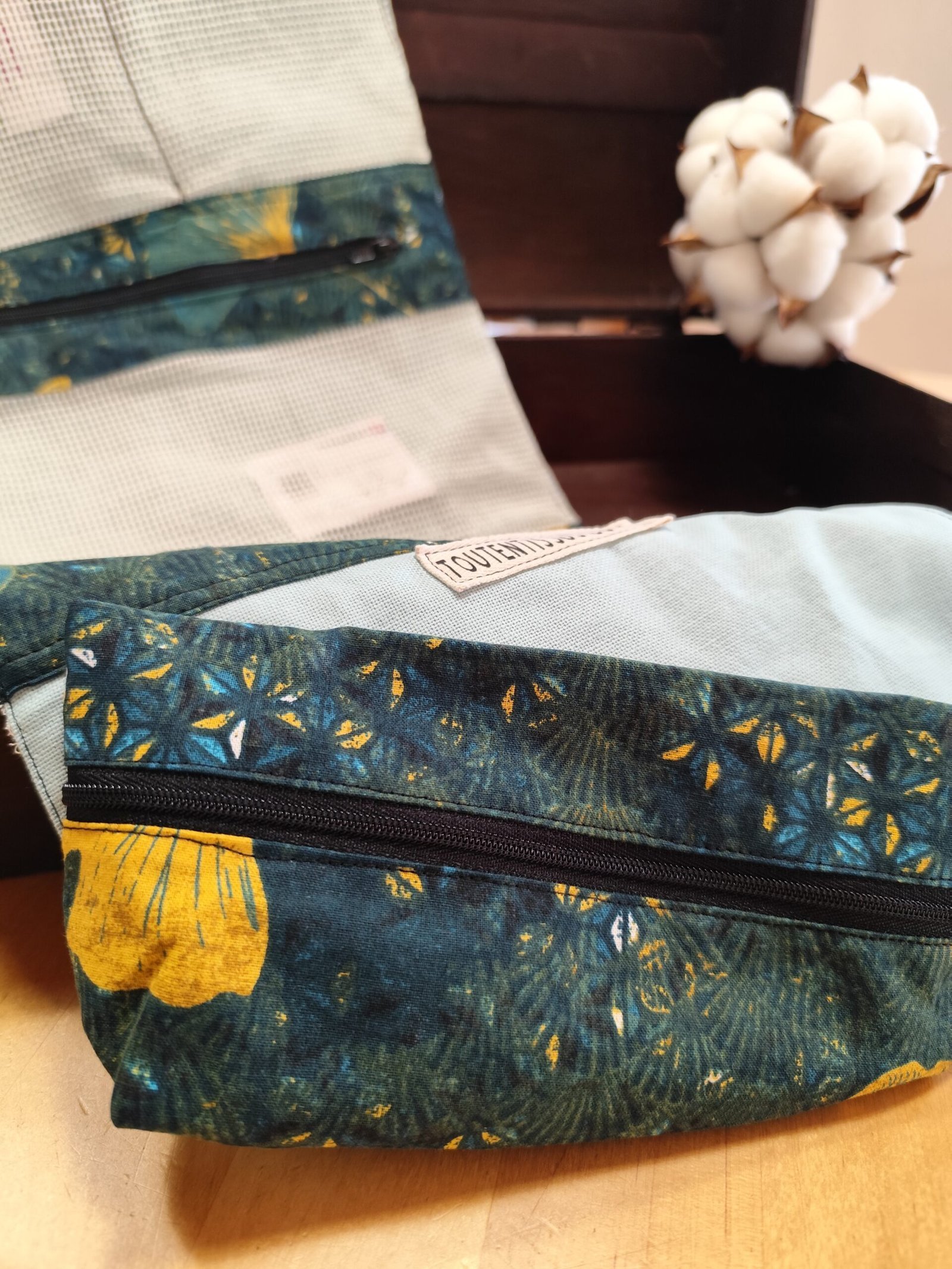 TROUSSE DE TOILETTE GINKO DORE – Image 3