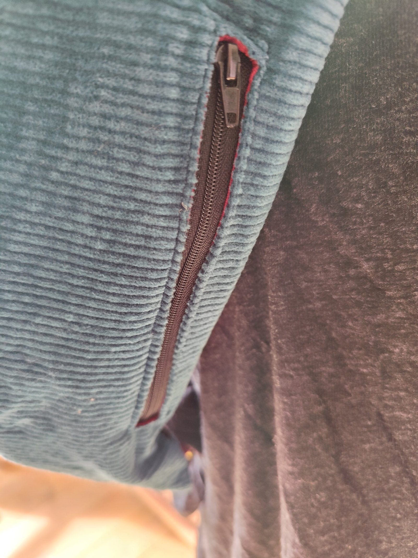 sac banane velours/ léopard tendance – Image 5