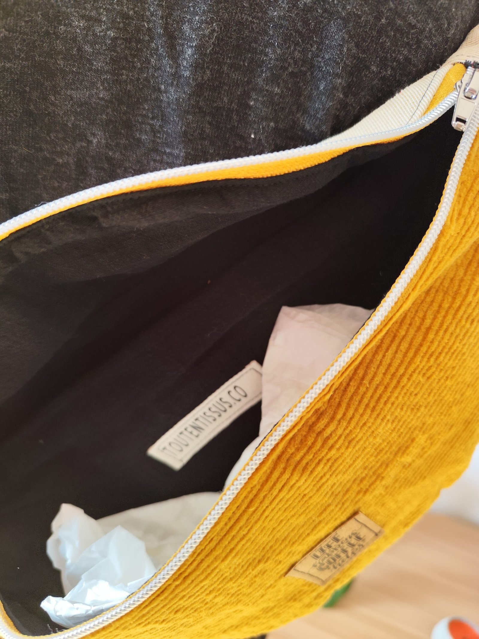 Sac banane tendance léopard/moutarde — Léger, pratique et polyvalent – Image 6